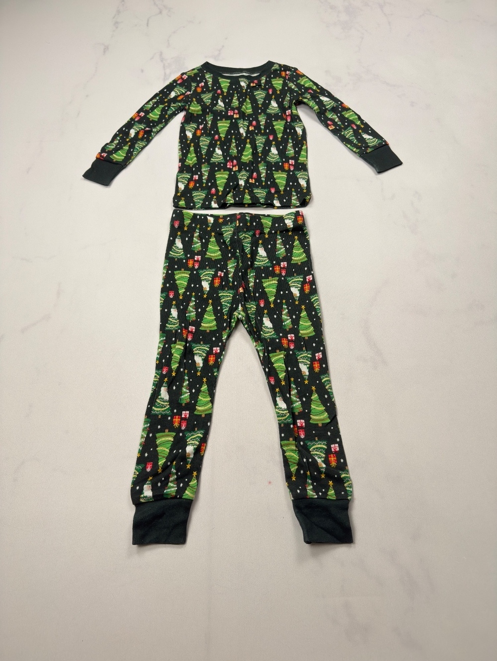 Old Navy Pajama Set Green Modern Printed Matching Set - Boys 2T